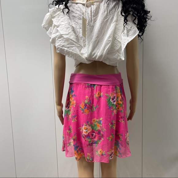 🌺NWT FLORAL PULL ON SKIRT - Picture 9 of 10